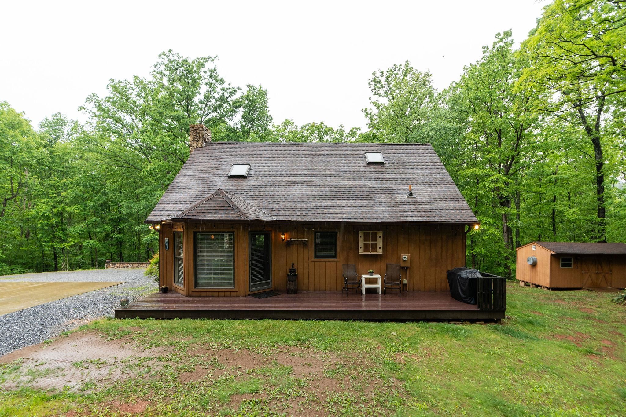 94 BEAR PATH LN, LYNDHURST, Virginia 22952, 2 Bedrooms Bedrooms, ,1 BathroomBathrooms,Residential,94 BEAR PATH LN,677018 MLS # 677018