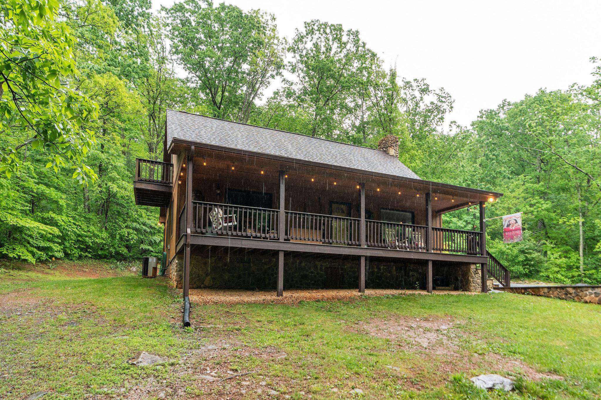 94 BEAR PATH LN, LYNDHURST, Virginia 22952, 2 Bedrooms Bedrooms, ,1 BathroomBathrooms,Residential,94 BEAR PATH LN,677018 MLS # 677018