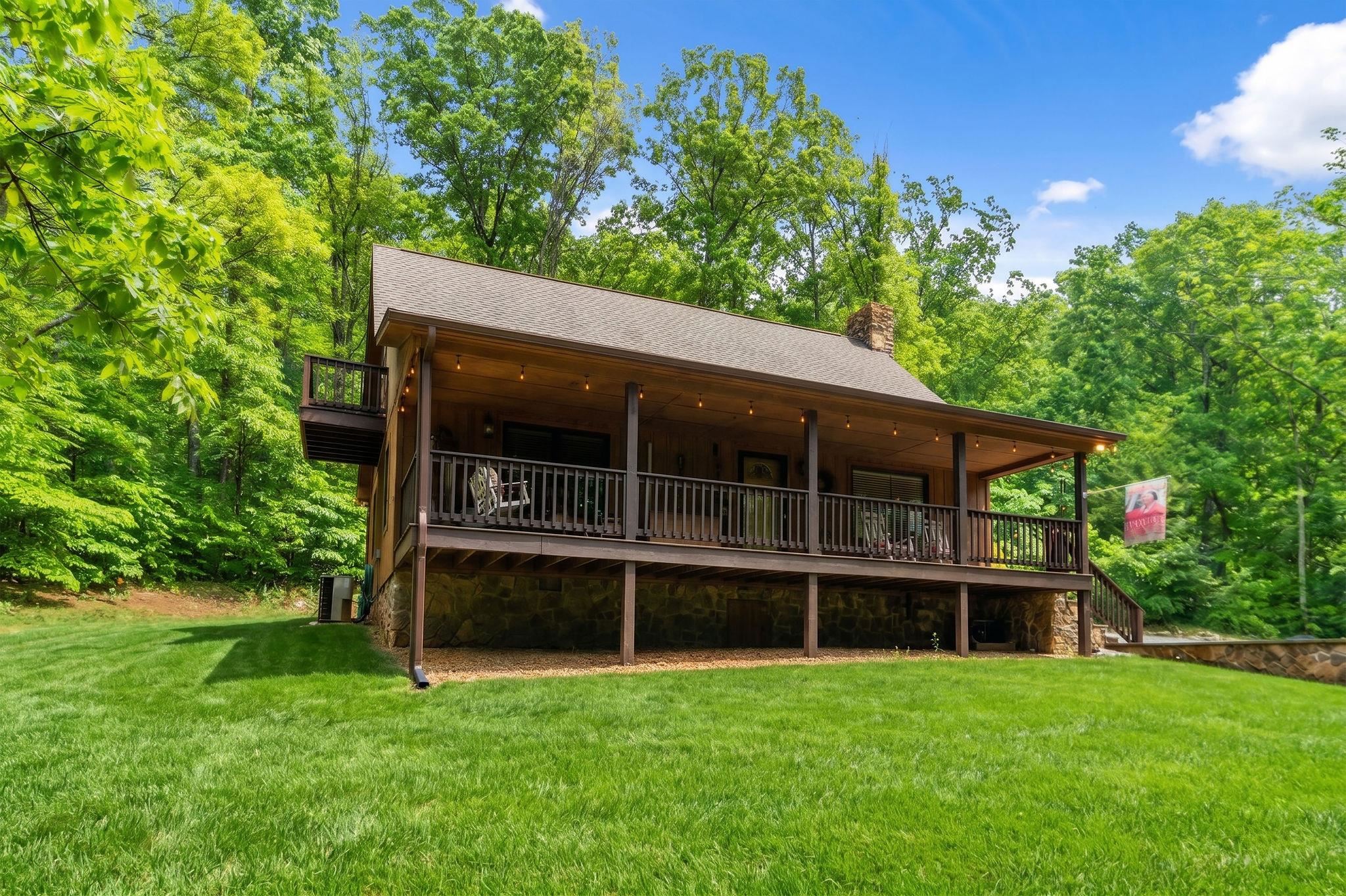 94 BEAR PATH LN, LYNDHURST, Virginia 22952, 2 Bedrooms Bedrooms, ,1 BathroomBathrooms,Residential,94 BEAR PATH LN,677018 MLS # 677018
