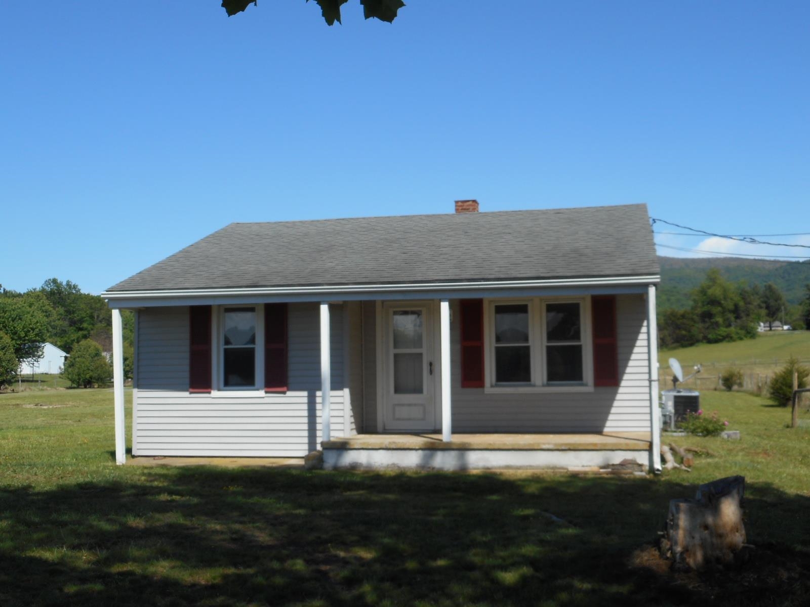 18874 HUCKLEBERRY RD, ELKTON, Virginia 22827, 2 Bedrooms Bedrooms, ,1 BathroomBathrooms,Residential,18874 HUCKLEBERRY RD,677020 MLS # 677020