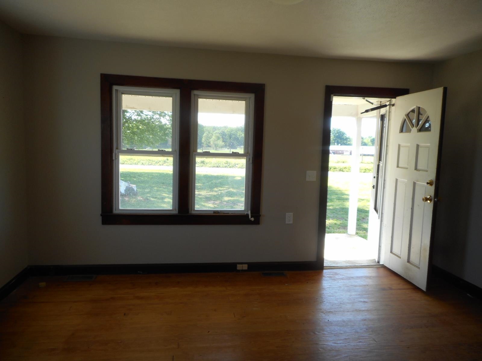 18874 HUCKLEBERRY RD, ELKTON, Virginia 22827, 2 Bedrooms Bedrooms, ,1 BathroomBathrooms,Residential,18874 HUCKLEBERRY RD,677020 MLS # 677020