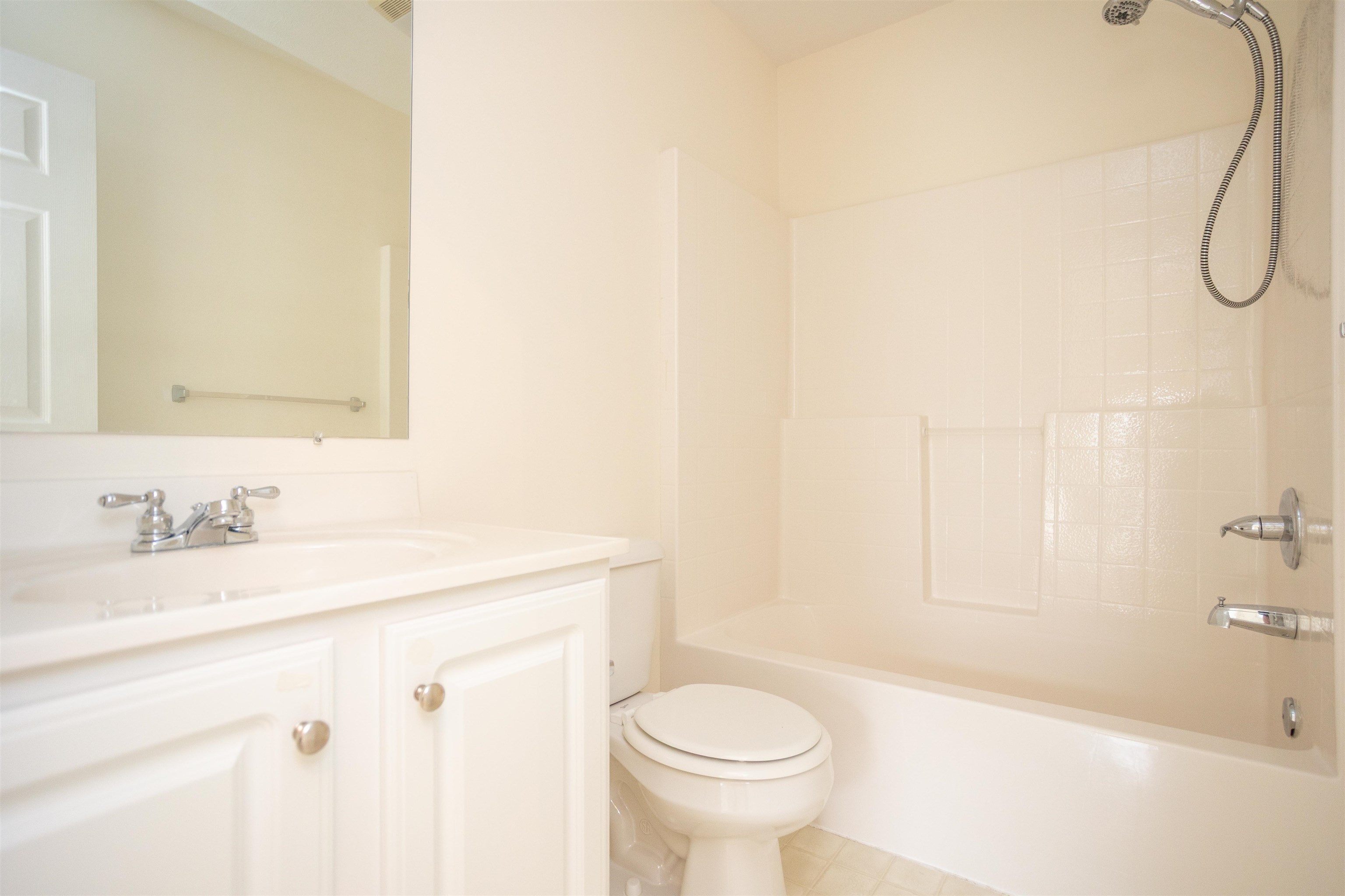 2865 TAYLOR SPRING LN, ROCKINGHAM, Virginia 22801, 3 Bedrooms Bedrooms, ,2 BathroomsBathrooms,Residential,2865 TAYLOR SPRING LN,677032 MLS # 677032