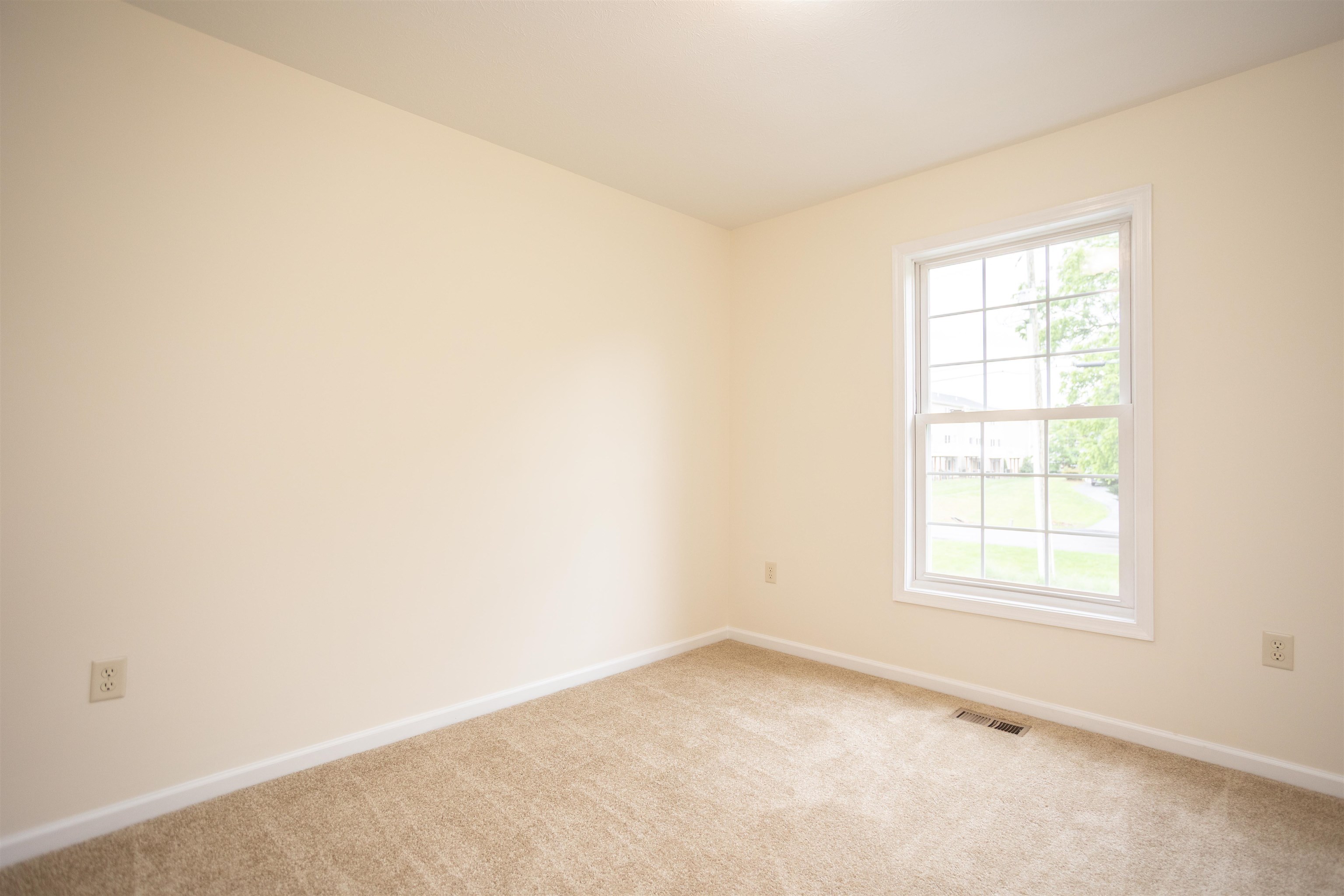 2865 TAYLOR SPRING LN, ROCKINGHAM, Virginia 22801, 3 Bedrooms Bedrooms, ,2 BathroomsBathrooms,Residential,2865 TAYLOR SPRING LN,677032 MLS # 677032