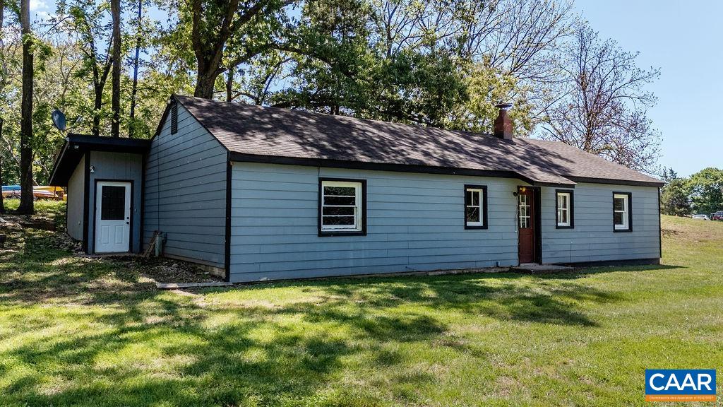 6182 ROCKFISH VALLEY HWY, AFTON, Virginia 22920, 2 Bedrooms Bedrooms, ,2 BathroomsBathrooms,Residential,6182 ROCKFISH VALLEY HWY,677036 MLS # 677036 6182 ROCKFISH VALLEY HWY, AFTON, Virginia 22920, 2 Bedrooms Bedrooms, ,2 BathroomsBathrooms,Residential,6182 ROCKFISH VALLEY HWY,677036 MLS # 677036