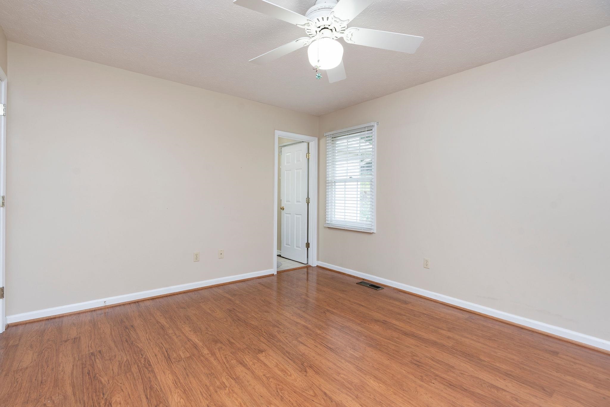 334 SHARON LN, STAUNTON, Virginia 24401, 3 Bedrooms Bedrooms, ,2 BathroomsBathrooms,Residential,334 SHARON LN,677039 MLS # 677039