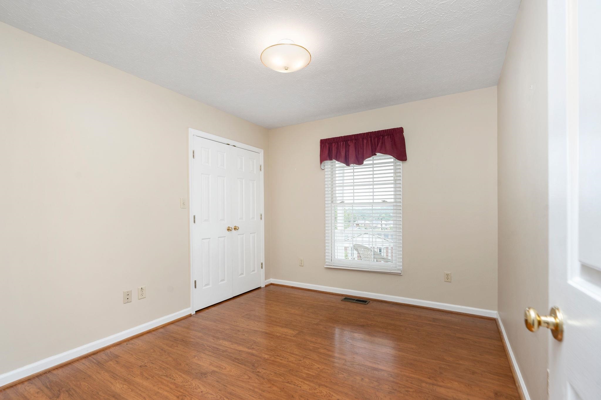 334 SHARON LN, STAUNTON, Virginia 24401, 3 Bedrooms Bedrooms, ,2 BathroomsBathrooms,Residential,334 SHARON LN,677039 MLS # 677039