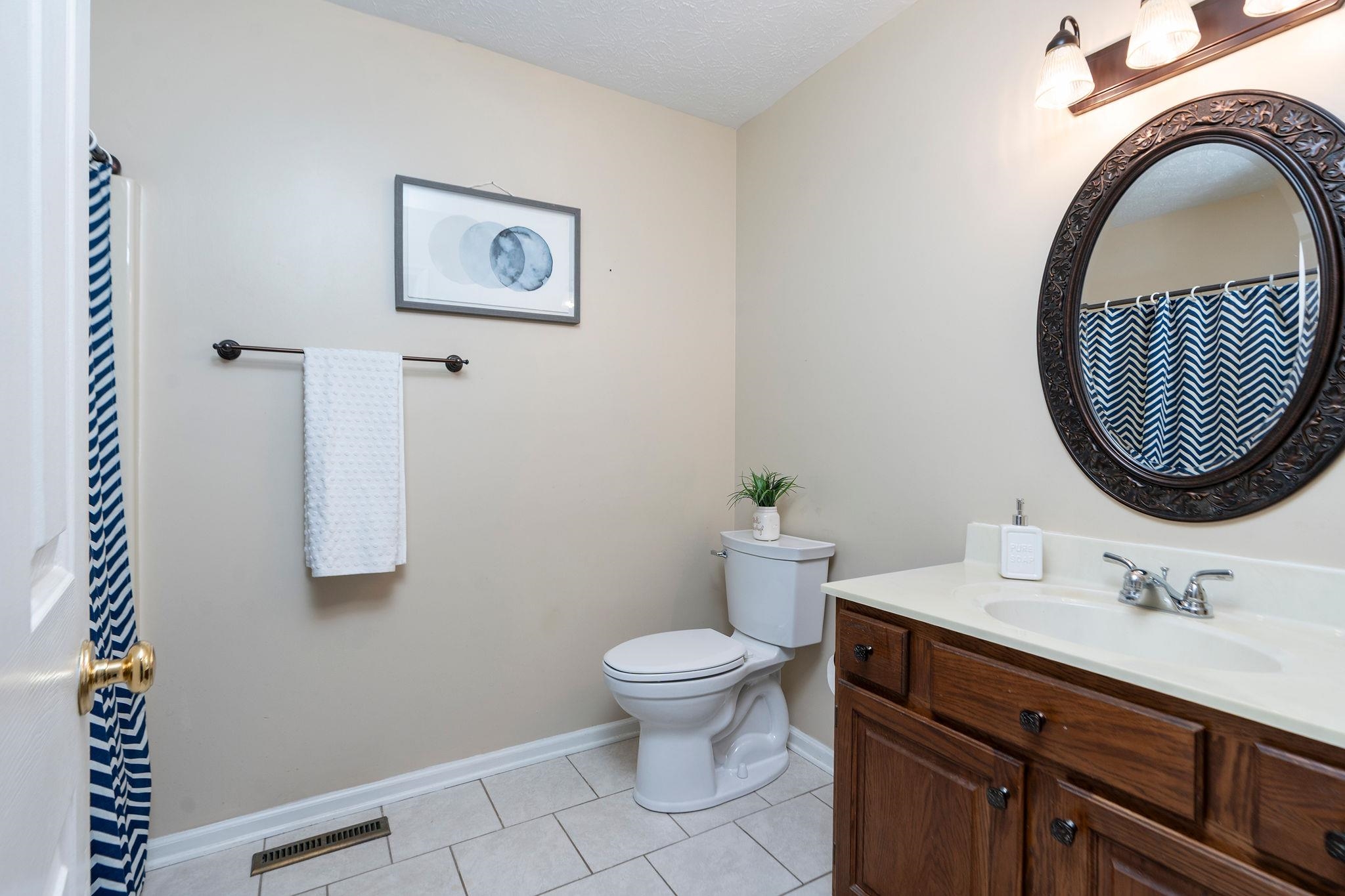 334 SHARON LN, STAUNTON, Virginia 24401, 3 Bedrooms Bedrooms, ,2 BathroomsBathrooms,Residential,334 SHARON LN,677039 MLS # 677039