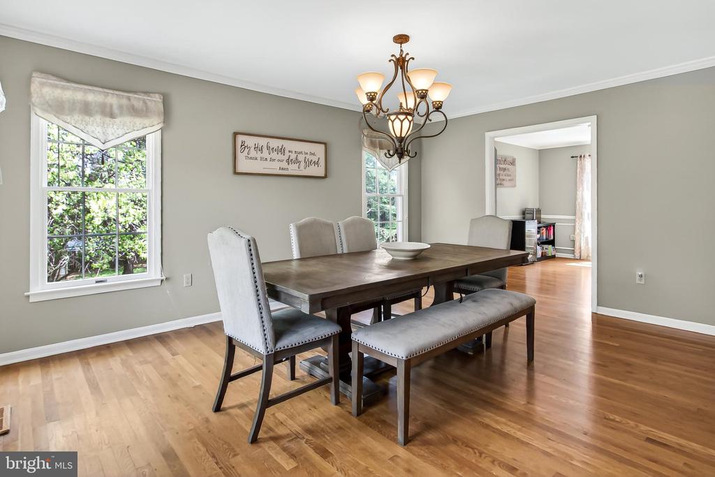 4809 OLD CHAPEL RD, CATLETT, Virginia 20119, 4 Bedrooms Bedrooms, ,2 BathroomsBathrooms,Residential,4809 OLD CHAPEL RD,VAFQ2021668 MLS # VAFQ2021668