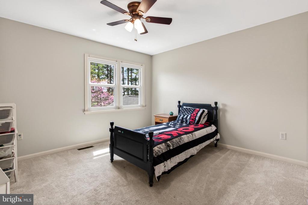 4809 OLD CHAPEL RD, CATLETT, Virginia 20119, 4 Bedrooms Bedrooms, ,2 BathroomsBathrooms,Residential,4809 OLD CHAPEL RD,VAFQ2021668 MLS # VAFQ2021668