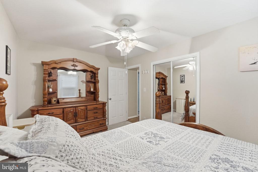 11707 WILDERNESS PARK DR, SPOTSYLVANIA, Virginia 22551, 5 Bedrooms Bedrooms, ,3 BathroomsBathrooms,Residential,11707 WILDERNESS PARK DR,VASP2041330 MLS # VASP2041330