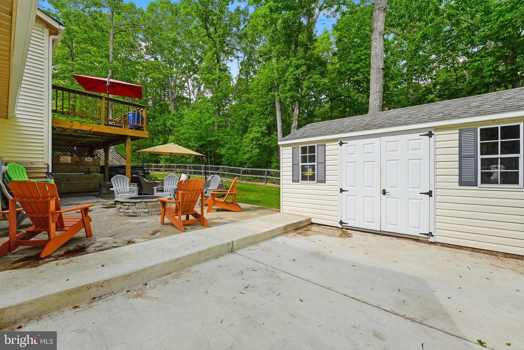 11707 WILDERNESS PARK DR, SPOTSYLVANIA, Virginia 22551, 5 Bedrooms Bedrooms, ,3 BathroomsBathrooms,Residential,11707 WILDERNESS PARK DR,VASP2041330 MLS # VASP2041330