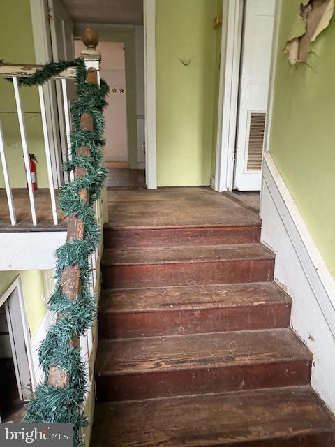 5386 OLD BARBOURSVILLE RD, BARBOURSVILLE, Virginia 22923, 3 Bedrooms Bedrooms, ,2 BathroomsBathrooms,Residential,5386 OLD BARBOURSVILLE RD,VAOR2014148 MLS # VAOR2014148