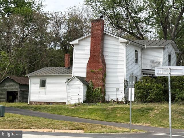 5386 OLD BARBOURSVILLE RD, BARBOURSVILLE, Virginia 22923, 3 Bedrooms Bedrooms, ,2 BathroomsBathrooms,Residential,5386 OLD BARBOURSVILLE RD,VAOR2014148 MLS # VAOR2014148