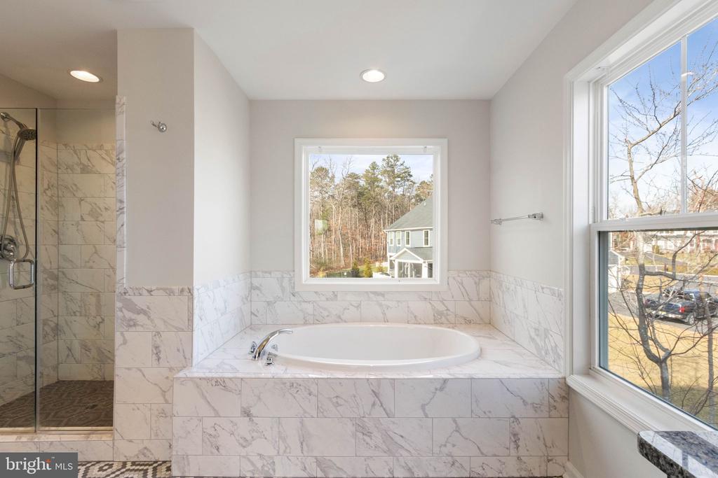 10602 SPRINGVALE LN, SPOTSYLVANIA, Virginia 22551, 5 Bedrooms Bedrooms, ,4 BathroomsBathrooms,Residential,10602 SPRINGVALE LN,VASP2041830 MLS # VASP2041830