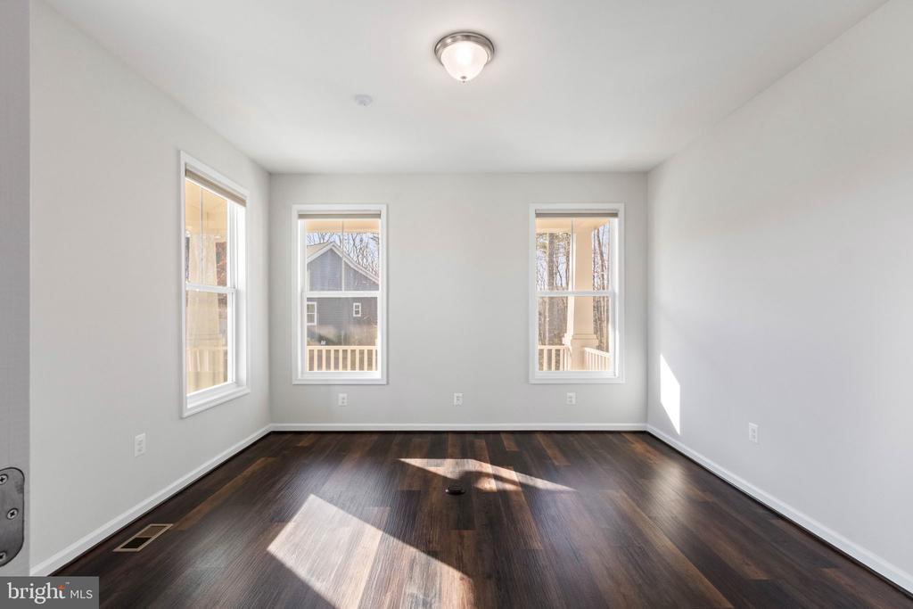 10602 SPRINGVALE LN, SPOTSYLVANIA, Virginia 22551, 5 Bedrooms Bedrooms, ,4 BathroomsBathrooms,Residential,10602 SPRINGVALE LN,VASP2041830 MLS # VASP2041830
