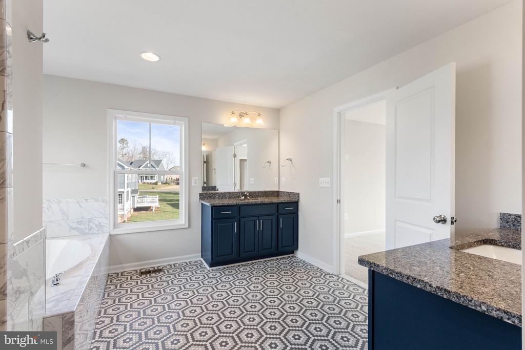 10602 SPRINGVALE LN, SPOTSYLVANIA, Virginia 22551, 5 Bedrooms Bedrooms, ,4 BathroomsBathrooms,Residential,10602 SPRINGVALE LN,VASP2041830 MLS # VASP2041830