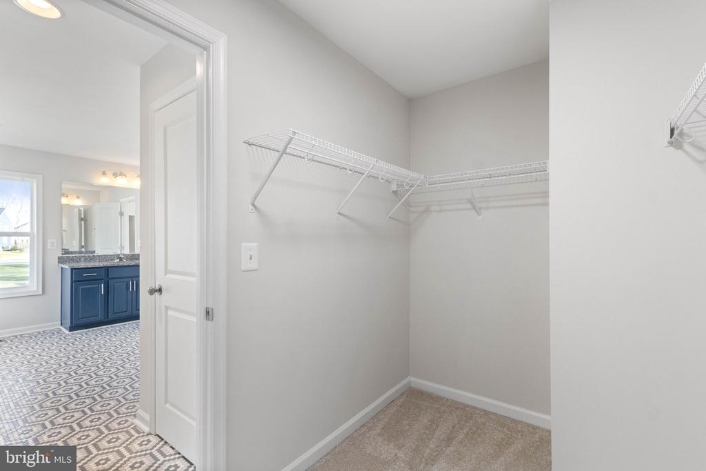 10602 SPRINGVALE LN, SPOTSYLVANIA, Virginia 22551, 5 Bedrooms Bedrooms, ,4 BathroomsBathrooms,Residential,10602 SPRINGVALE LN,VASP2041830 MLS # VASP2041830