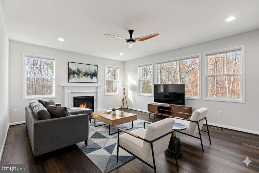 10602 SPRINGVALE LN, SPOTSYLVANIA, Virginia 22551, 5 Bedrooms Bedrooms, ,4 BathroomsBathrooms,Residential,10602 SPRINGVALE LN,VASP2041830 MLS # VASP2041830