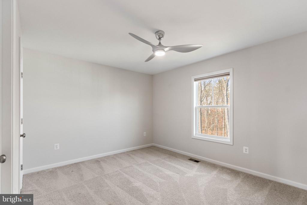 10602 SPRINGVALE LN, SPOTSYLVANIA, Virginia 22551, 5 Bedrooms Bedrooms, ,4 BathroomsBathrooms,Residential,10602 SPRINGVALE LN,VASP2041830 MLS # VASP2041830
