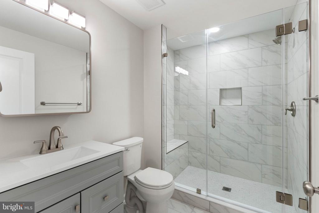 10602 SPRINGVALE LN, SPOTSYLVANIA, Virginia 22551, 5 Bedrooms Bedrooms, ,4 BathroomsBathrooms,Residential,10602 SPRINGVALE LN,VASP2041830 MLS # VASP2041830