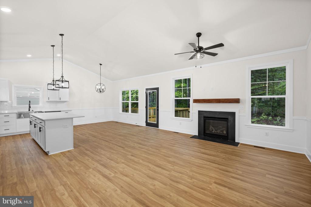 1109 LAKEVIEW PKWY, LOCUST GROVE, Virginia 22508, 3 Bedrooms Bedrooms, ,2 BathroomsBathrooms,Residential,1109 LAKEVIEW PKWY,VAOR2014154 MLS # VAOR2014154