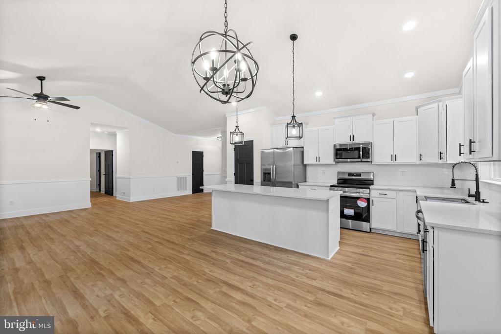 1109 LAKEVIEW PKWY, LOCUST GROVE, Virginia 22508, 3 Bedrooms Bedrooms, ,2 BathroomsBathrooms,Residential,1109 LAKEVIEW PKWY,VAOR2014154 MLS # VAOR2014154