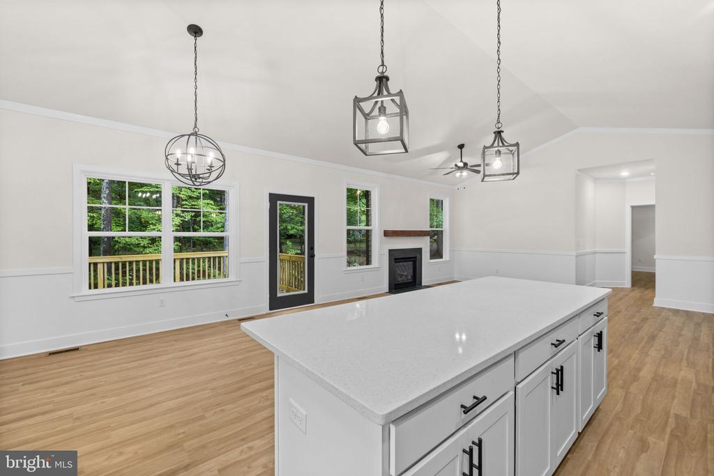 1109 LAKEVIEW PKWY, LOCUST GROVE, Virginia 22508, 3 Bedrooms Bedrooms, ,2 BathroomsBathrooms,Residential,1109 LAKEVIEW PKWY,VAOR2014154 MLS # VAOR2014154
