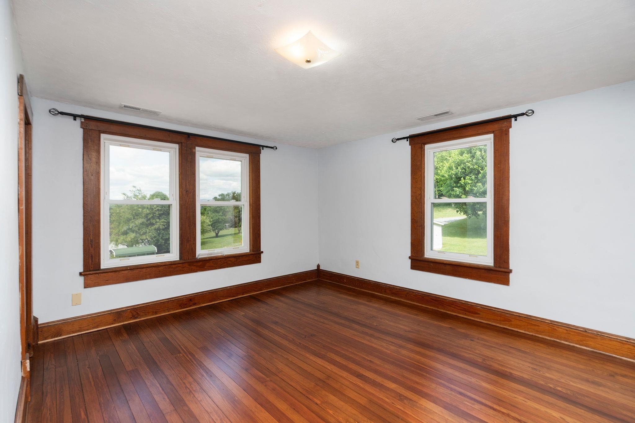 429 BETSY BELL RD, STAUNTON, Virginia 24401, 4 Bedrooms Bedrooms, ,2 BathroomsBathrooms,Residential,429 BETSY BELL RD,676610 MLS # 676610