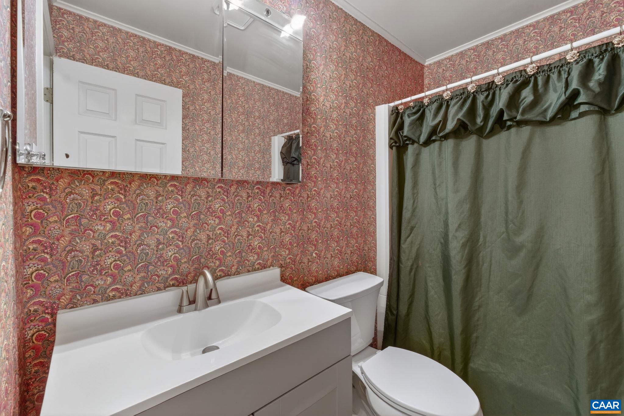 1333 AUBURN DR, CHARLOTTESVILLE, Virginia 22902, 4 Bedrooms Bedrooms, ,3 BathroomsBathrooms,Residential,1333 AUBURN DR,676973 MLS # 676973