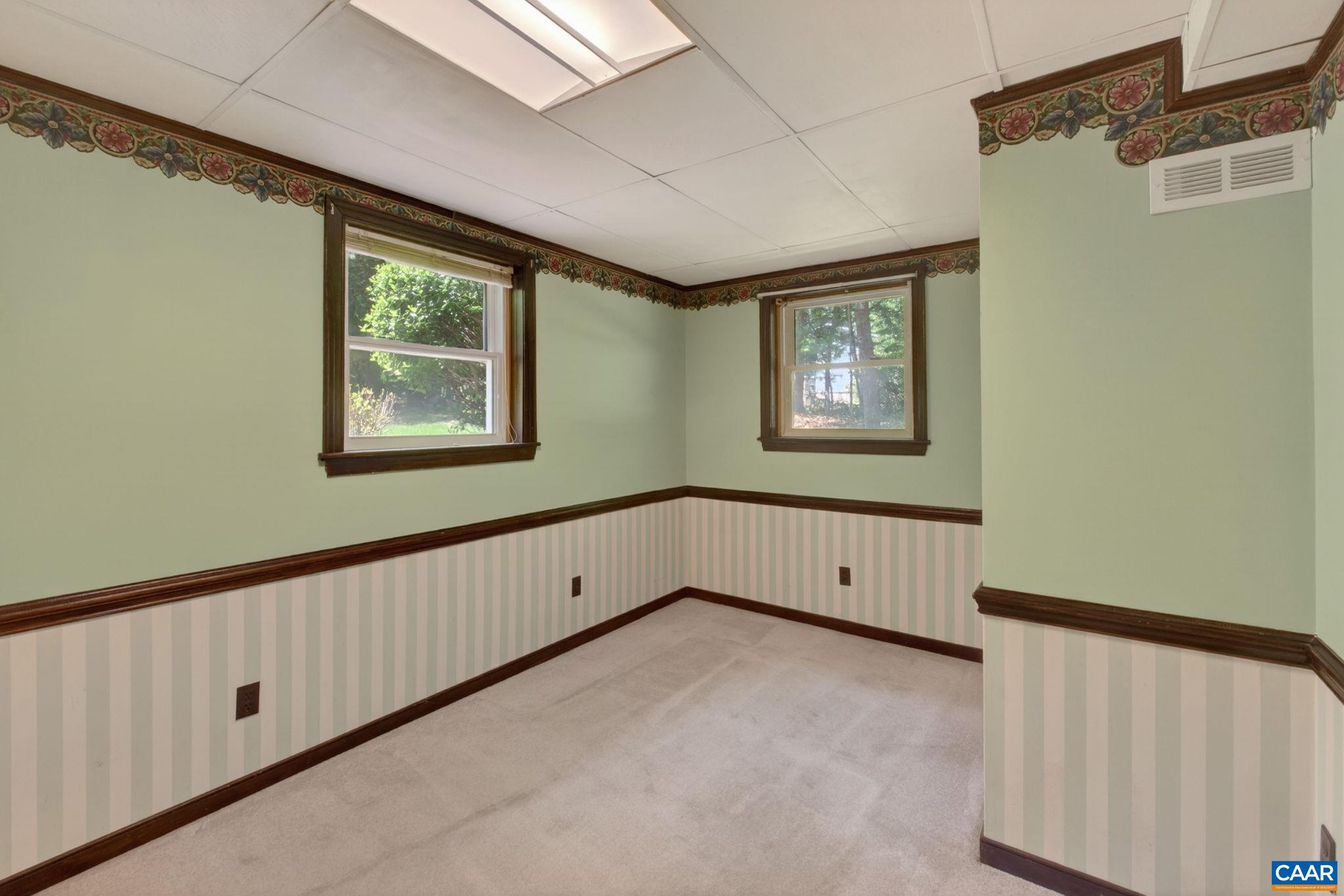 1333 AUBURN DR, CHARLOTTESVILLE, Virginia 22902, 4 Bedrooms Bedrooms, ,3 BathroomsBathrooms,Residential,1333 AUBURN DR,676973 MLS # 676973
