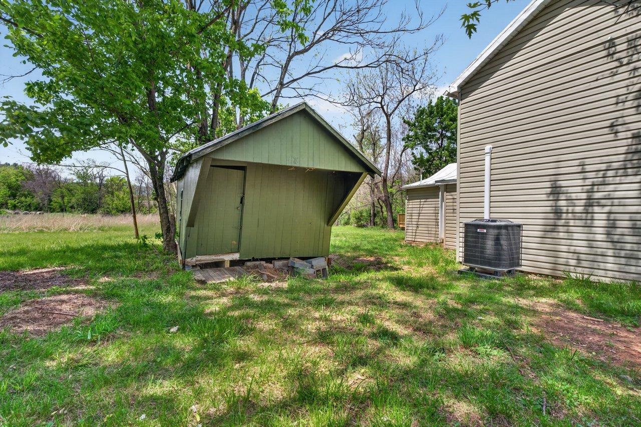 4157 NORTH EAST SIDE HWY, ELKTON, Virginia 22827, 2 Bedrooms Bedrooms, ,1 BathroomBathrooms,Residential,4157 NORTH EAST SIDE HWY,677066 MLS # 677066