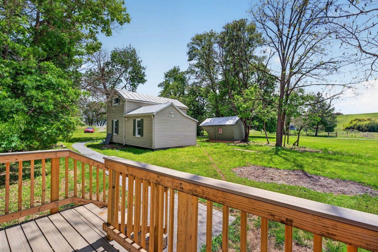4157 NORTH EAST SIDE HWY, ELKTON, Virginia 22827, 2 Bedrooms Bedrooms, ,1 BathroomBathrooms,Residential,4157 NORTH EAST SIDE HWY,677066 MLS # 677066