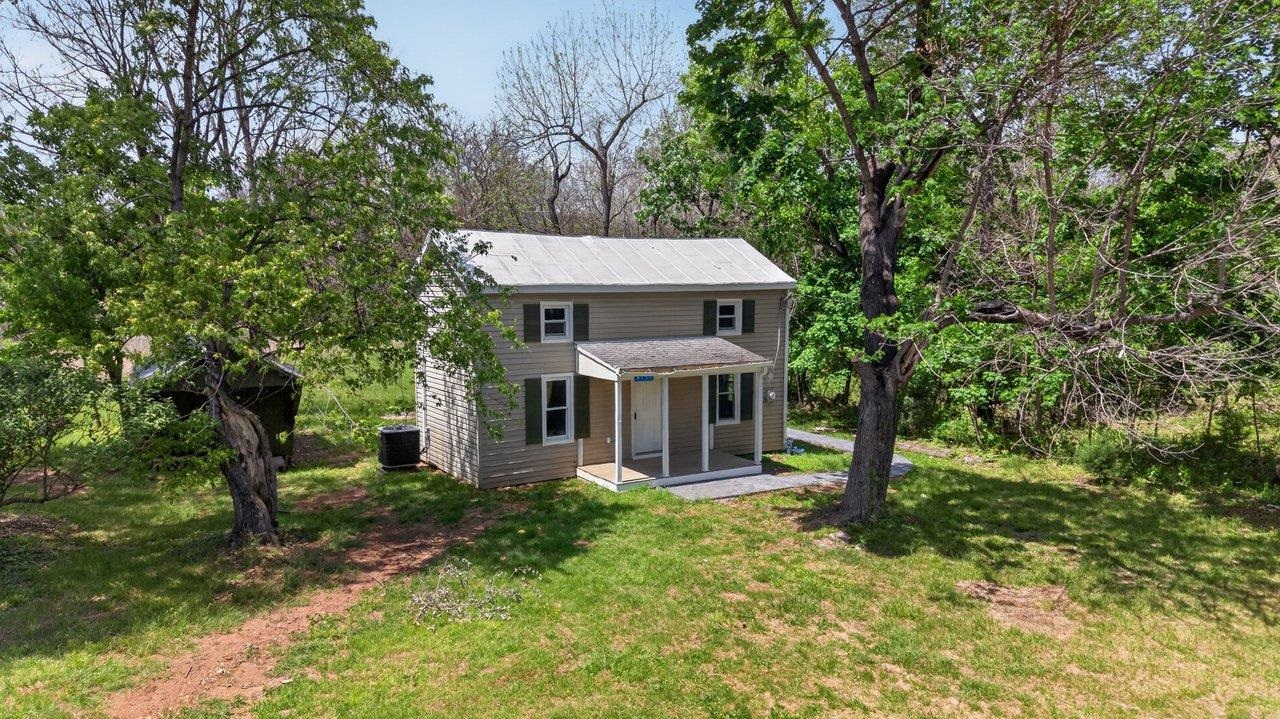 4157 NORTH EAST SIDE HWY, ELKTON, Virginia 22827, 2 Bedrooms Bedrooms, ,1 BathroomBathrooms,Residential,4157 NORTH EAST SIDE HWY,677066 MLS # 677066