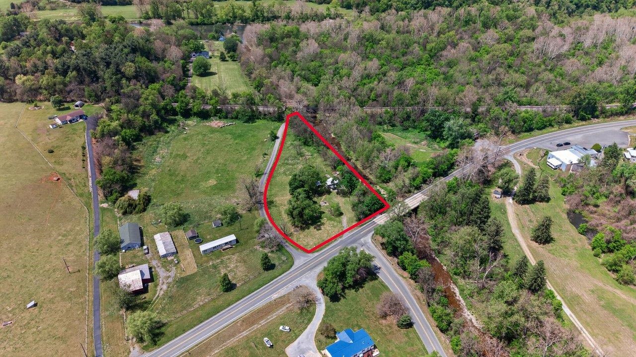 4157 NORTH EAST SIDE HWY, ELKTON, Virginia 22827, 2 Bedrooms Bedrooms, ,1 BathroomBathrooms,Residential,4157 NORTH EAST SIDE HWY,677066 MLS # 677066