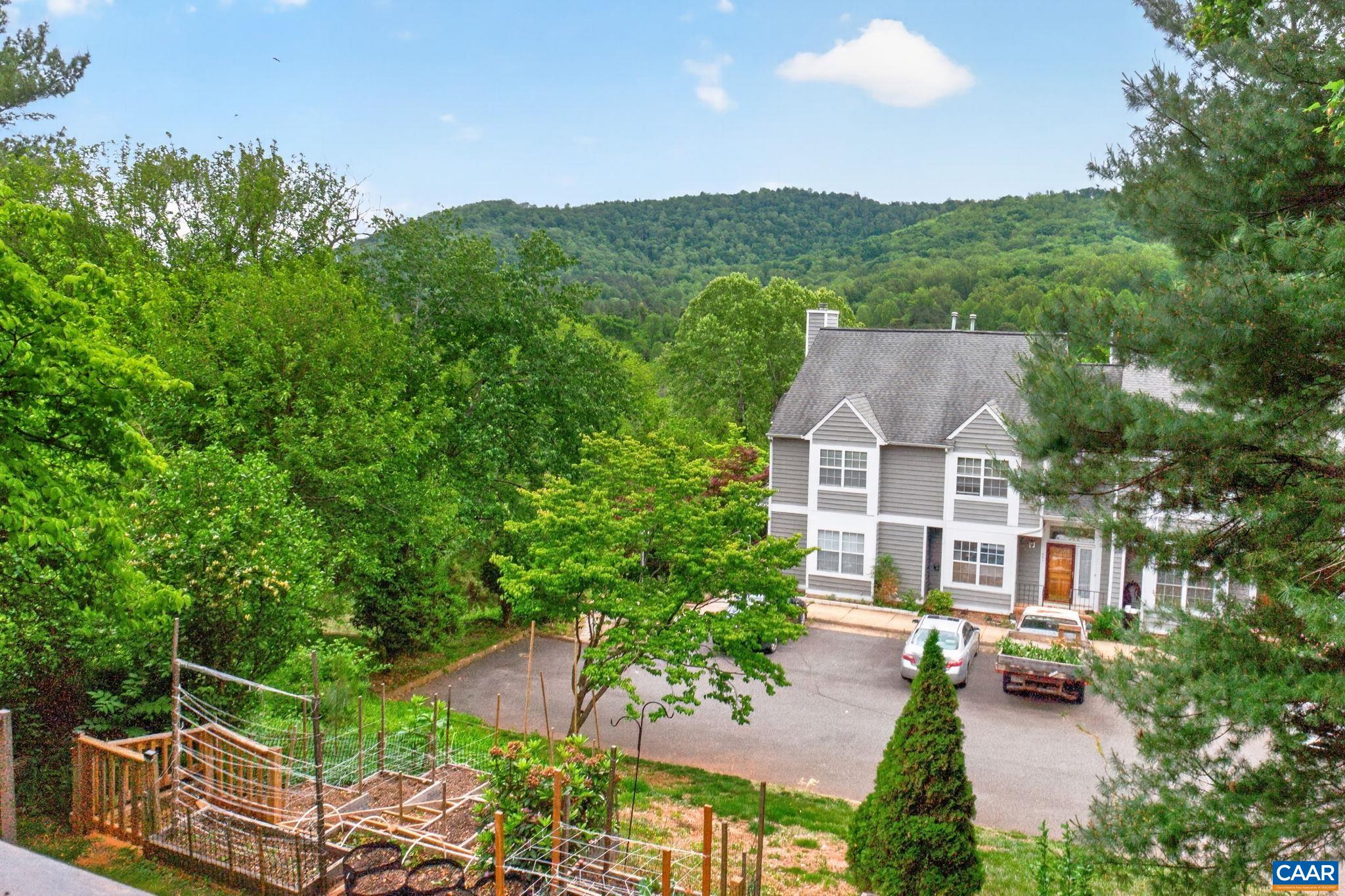 1247 MAPLE VIEW DR, CHARLOTTESVILLE, Virginia 22902, 2 Bedrooms Bedrooms, ,2 BathroomsBathrooms,Residential,1247 MAPLE VIEW DR,677072 MLS # 677072