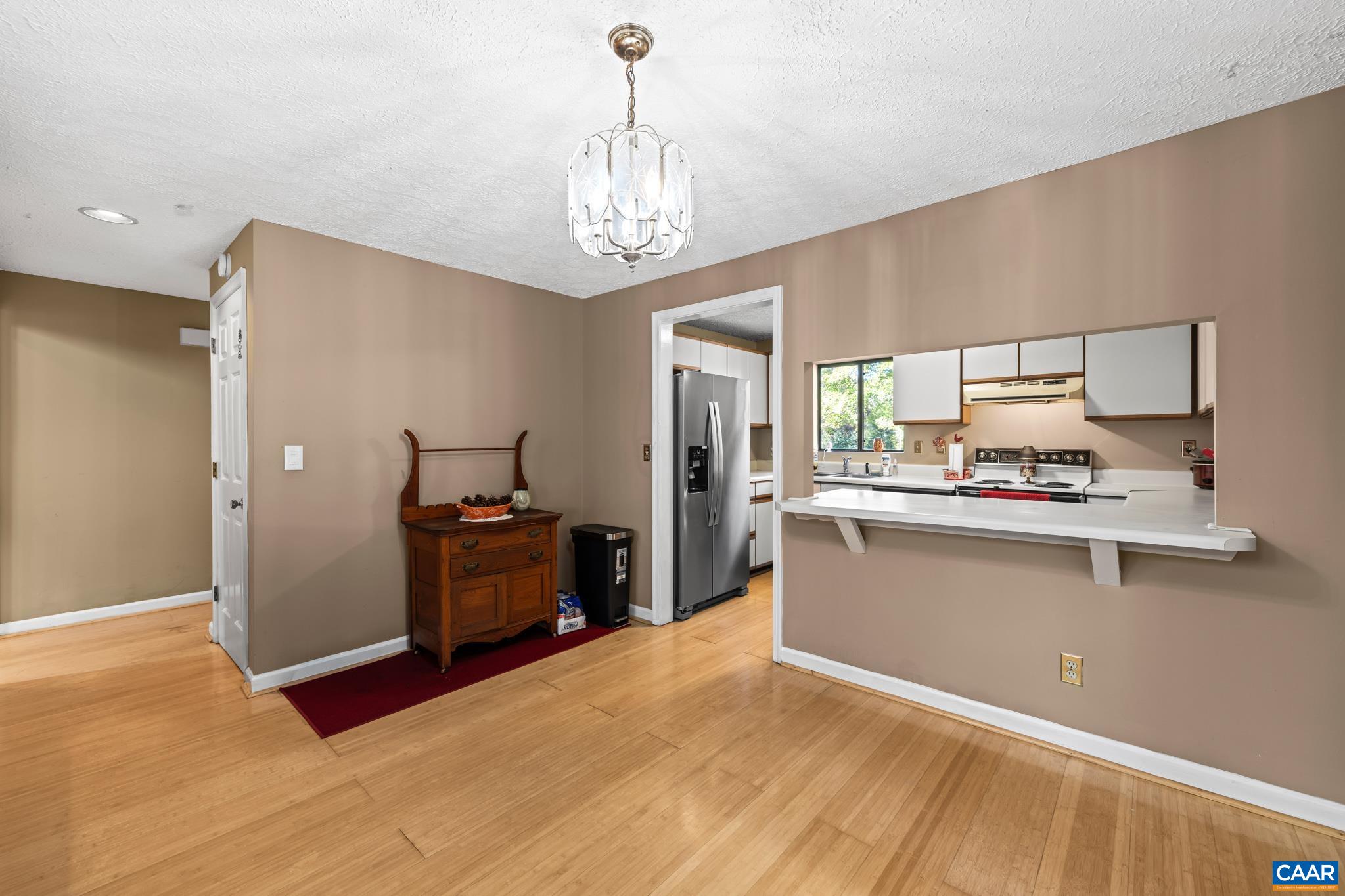 2530 GILLUMS RIDGE LN, CHARLOTTESVILLE, Virginia 22903, 3 Bedrooms Bedrooms, ,2 BathroomsBathrooms,Residential,From Rt 250W - Ivy Road: Left on Gillums Ridge Roa,2530 GILLUMS RIDGE LN,677046 MLS # 677046