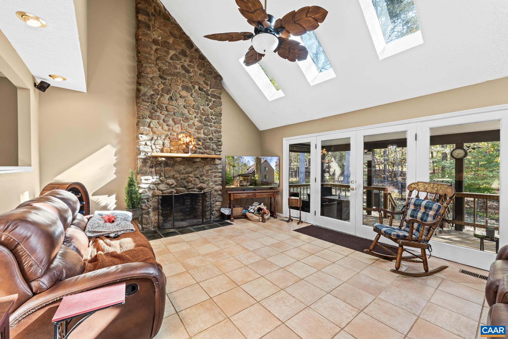 2530 GILLUMS RIDGE LN, CHARLOTTESVILLE, Virginia 22903, 3 Bedrooms Bedrooms, ,2 BathroomsBathrooms,Residential,From Rt 250W - Ivy Road: Left on Gillums Ridge Roa,2530 GILLUMS RIDGE LN,677046 MLS # 677046