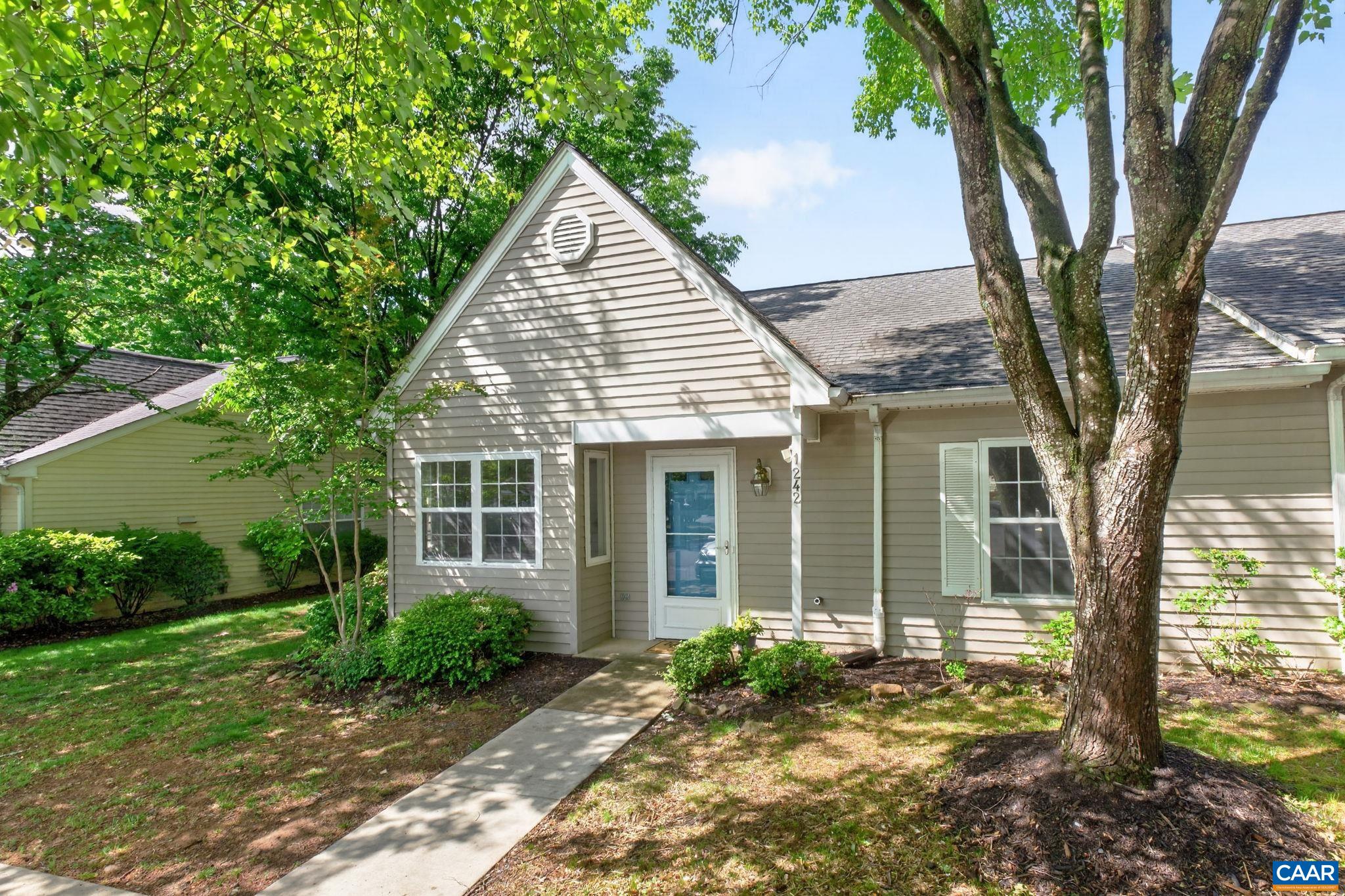 1242 GAZEBO CT, CHARLOTTESVILLE, Virginia 22901, 2 Bedrooms Bedrooms, ,2 BathroomsBathrooms,Residential,1242 GAZEBO CT,677054 MLS # 677054