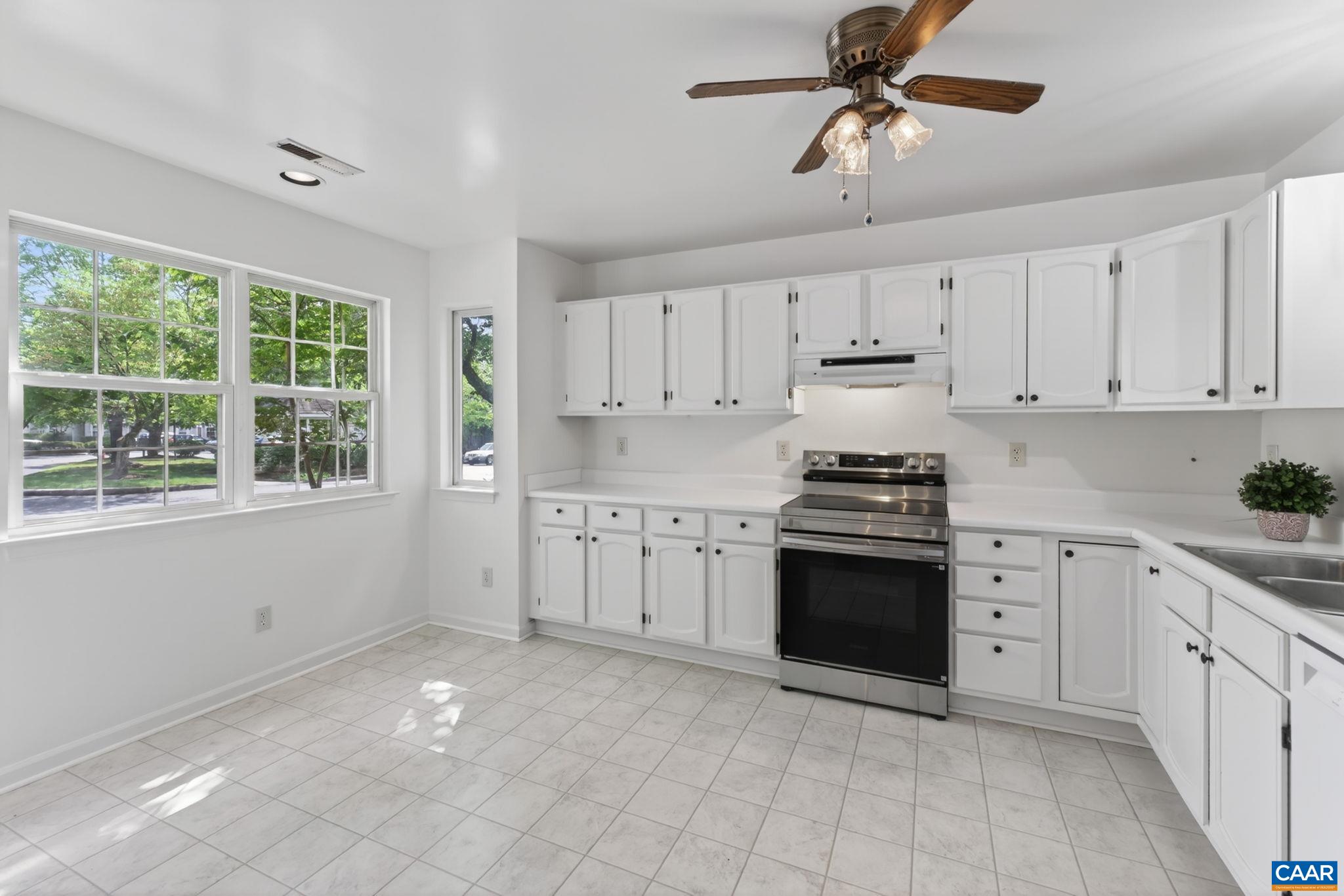 1242 GAZEBO CT, CHARLOTTESVILLE, Virginia 22901, 2 Bedrooms Bedrooms, ,2 BathroomsBathrooms,Residential,1242 GAZEBO CT,677054 MLS # 677054