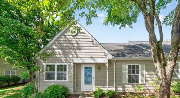 1242 GAZEBO CT, CHARLOTTESVILLE, Virginia 22901, 2 Bedrooms Bedrooms, ,2 BathroomsBathrooms,Residential,1242 GAZEBO CT,677054 MLS # 677054