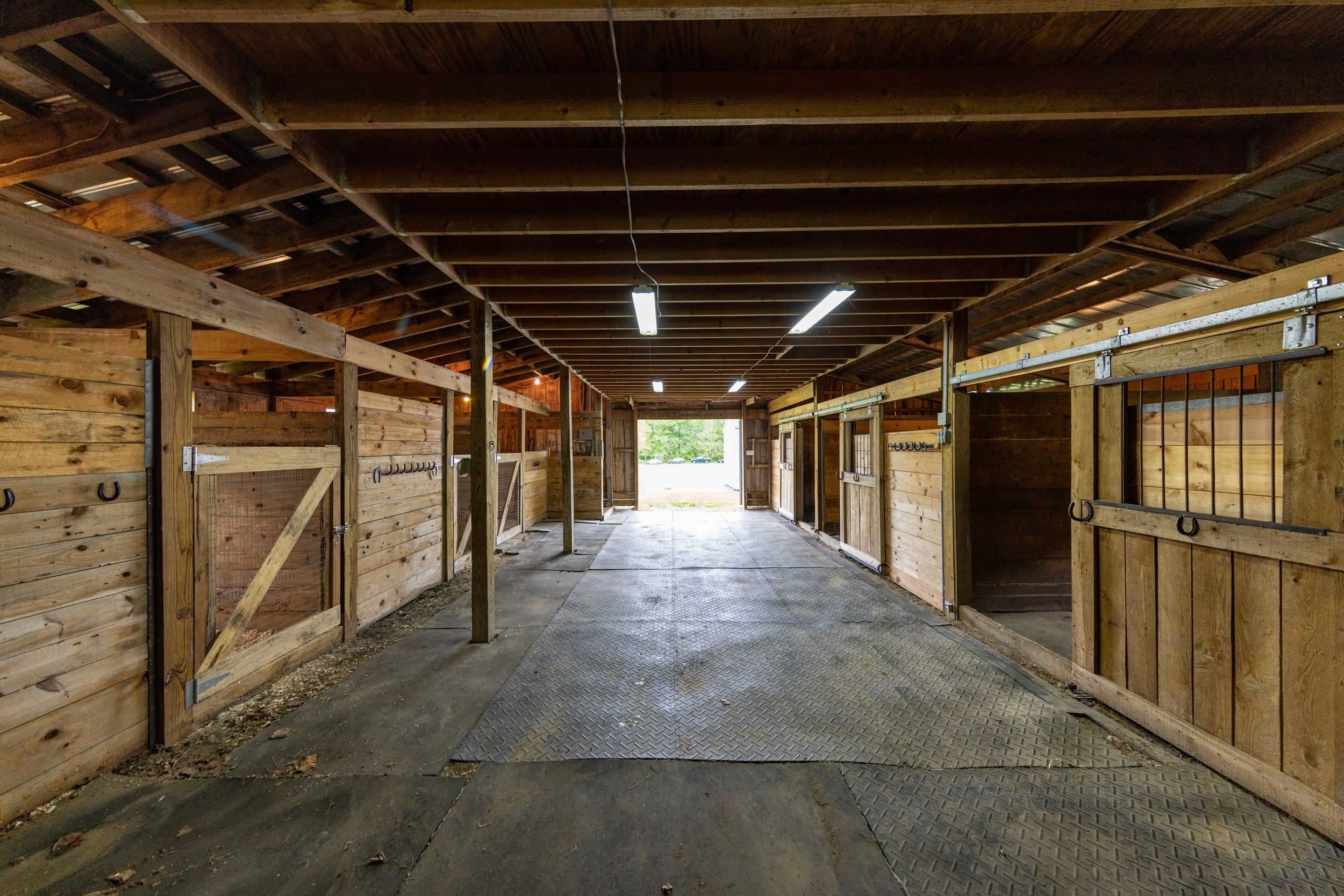 2645 DRY RUN RD, LURAY, Virginia 22835, 5 Bedrooms Bedrooms, ,2 BathroomsBathrooms,Residential,2645 DRY RUN RD,677057 MLS # 677057