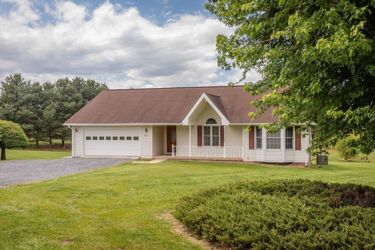 2220 PINEWOODS RD, QUICKSBURG, Virginia 22847, 3 Bedrooms Bedrooms, ,2 BathroomsBathrooms,Residential,Peaceful One-Level Living on 3.001 Private Acres,2220 PINEWOODS RD,677058 MLS # 677058
