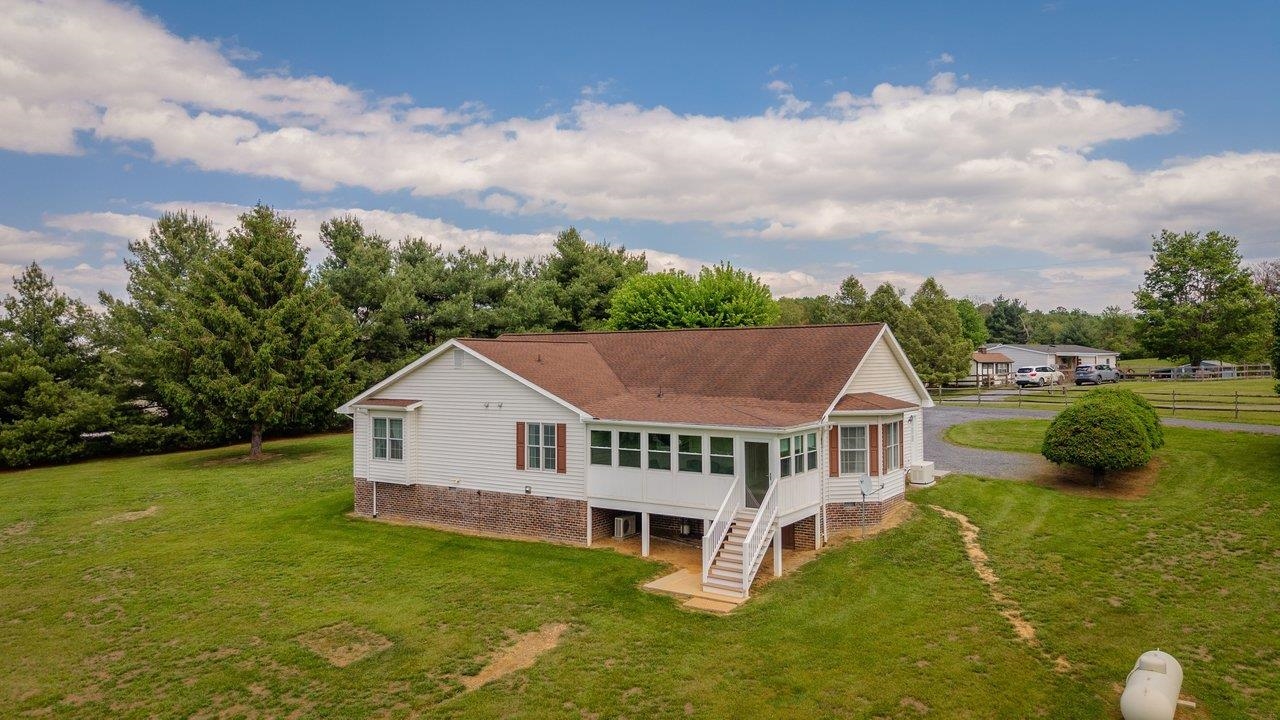 2220 PINEWOODS RD, QUICKSBURG, Virginia 22847, 3 Bedrooms Bedrooms, ,2 BathroomsBathrooms,Residential,Peaceful One-Level Living on 3.001 Private Acres,2220 PINEWOODS RD,677058 MLS # 677058