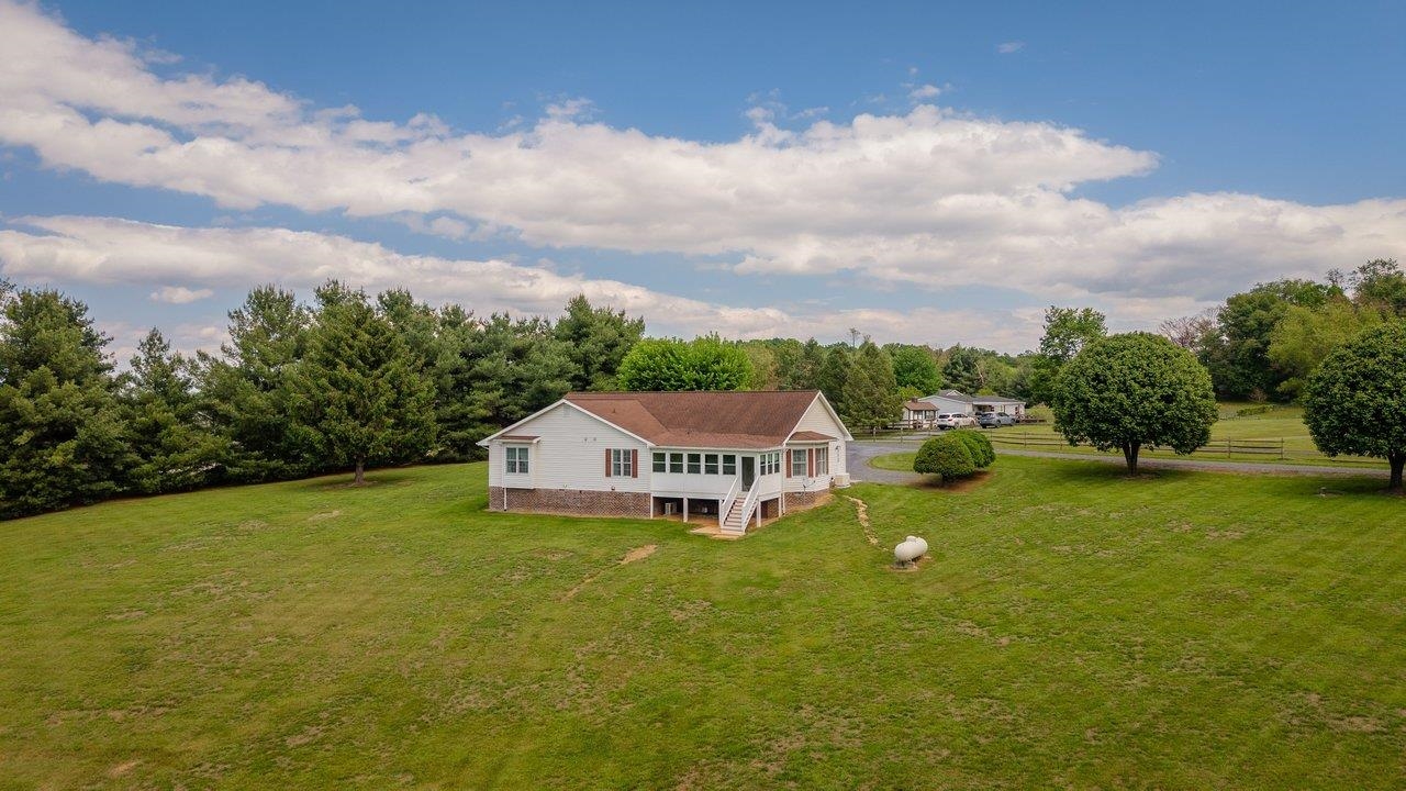 2220 PINEWOODS RD, QUICKSBURG, Virginia 22847, 3 Bedrooms Bedrooms, ,2 BathroomsBathrooms,Residential,Peaceful One-Level Living on 3.001 Private Acres,2220 PINEWOODS RD,677058 MLS # 677058