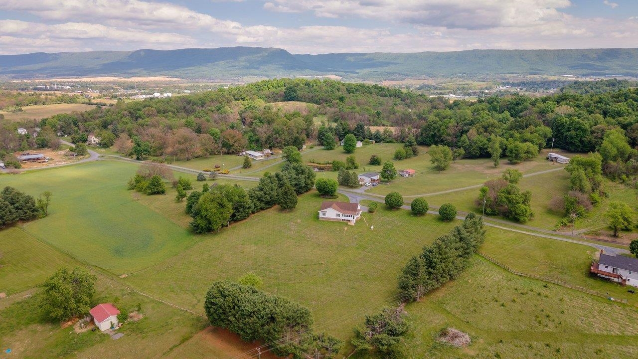 2220 PINEWOODS RD, QUICKSBURG, Virginia 22847, 3 Bedrooms Bedrooms, ,2 BathroomsBathrooms,Residential,Peaceful One-Level Living on 3.001 Private Acres,2220 PINEWOODS RD,677058 MLS # 677058