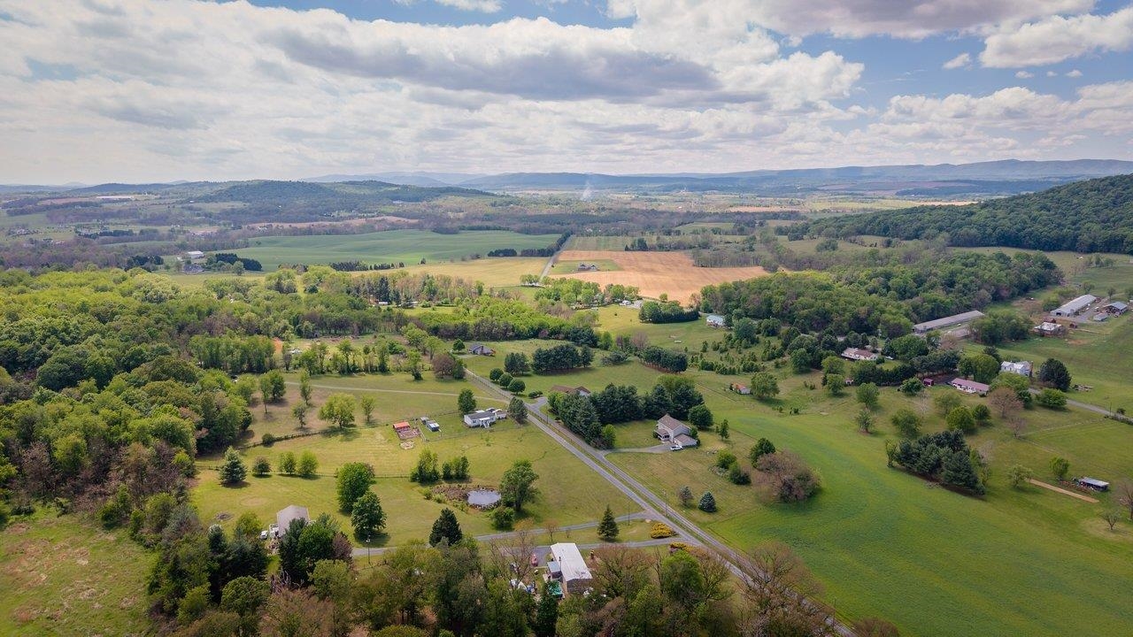 2220 PINEWOODS RD, QUICKSBURG, Virginia 22847, 3 Bedrooms Bedrooms, ,2 BathroomsBathrooms,Residential,Peaceful One-Level Living on 3.001 Private Acres,2220 PINEWOODS RD,677058 MLS # 677058