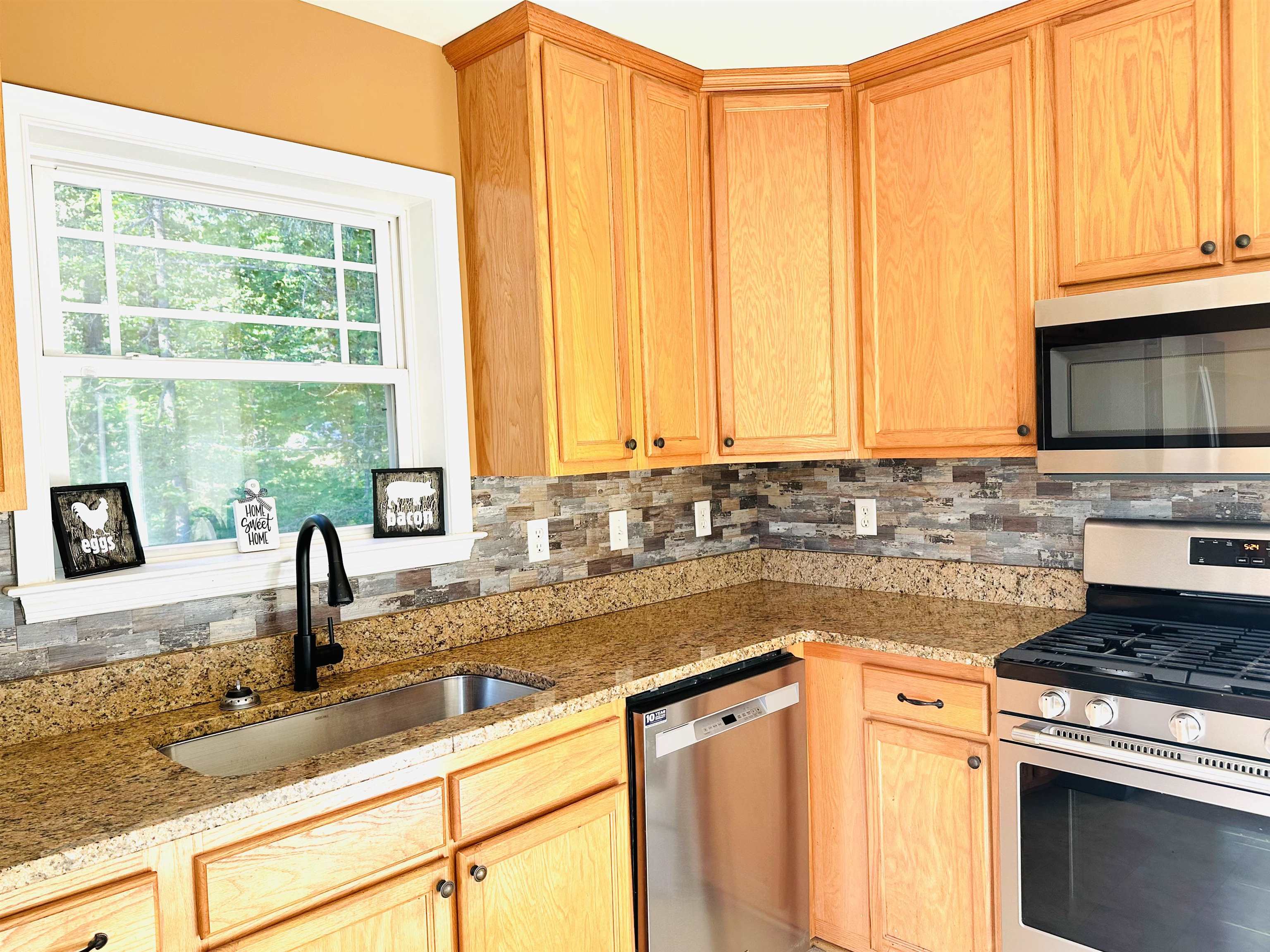 162 PINE RIDGE RD, FABER, Virginia 22938, 3 Bedrooms Bedrooms, ,3 BathroomsBathrooms,Residential,162 PINE RIDGE RD,677059 MLS # 677059