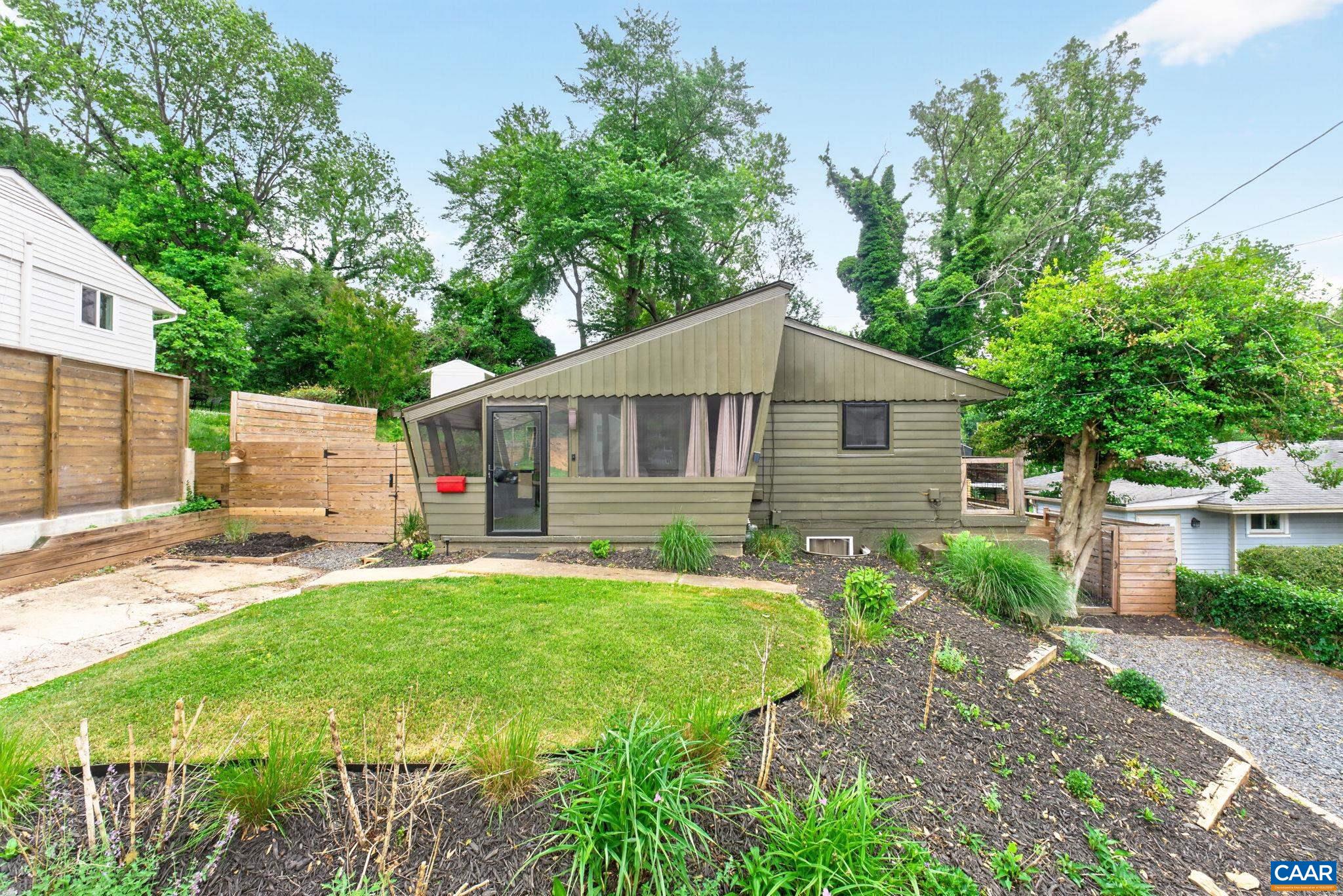 1408 AB BAKER ST, CHARLOTTESVILLE, Virginia 22903, ,Residential,1408 AB BAKER ST,677086 MLS # 677086