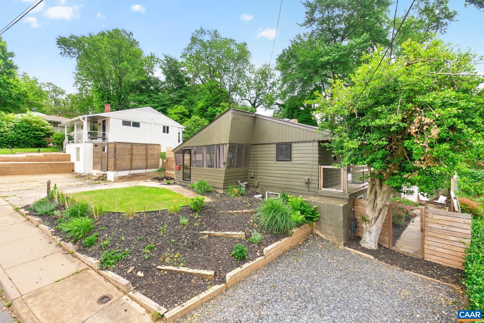 1408 AB BAKER ST, CHARLOTTESVILLE, Virginia 22903, ,Residential,1408 AB BAKER ST,677086 MLS # 677086