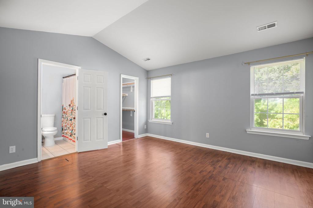 5403 OBRYANT CT, FREDERICKSBURG, Virginia 22407, 3 Bedrooms Bedrooms, ,3 BathroomsBathrooms,Residential,5403 OBRYANT CT,VASP2041274 MLS # VASP2041274